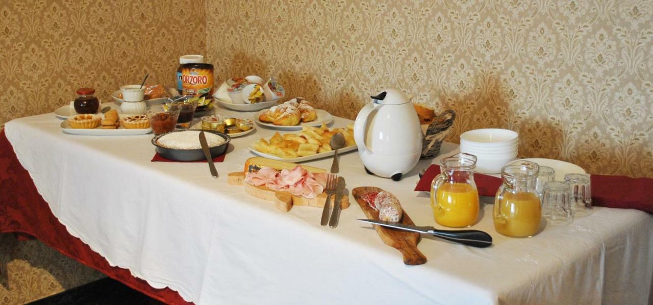 B&B Le Coccinelle Torre Bormida Экстерьер фото